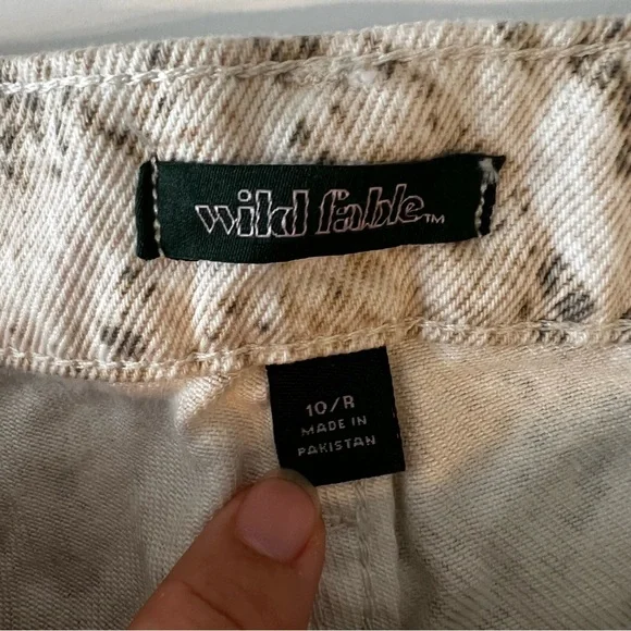 NWT Wild Fable Snakeskin Pattern Baggy Jeans- Size 10 - Picture 5 of 11